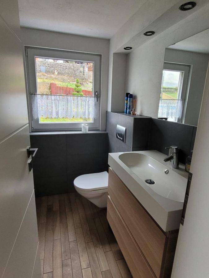Apartment Ferienwohnung Steigwaldweg ヴュルツブルク エクステリア 写真